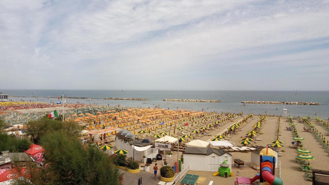 Hotel Tre Stelle Gabicce Mare Esterno foto