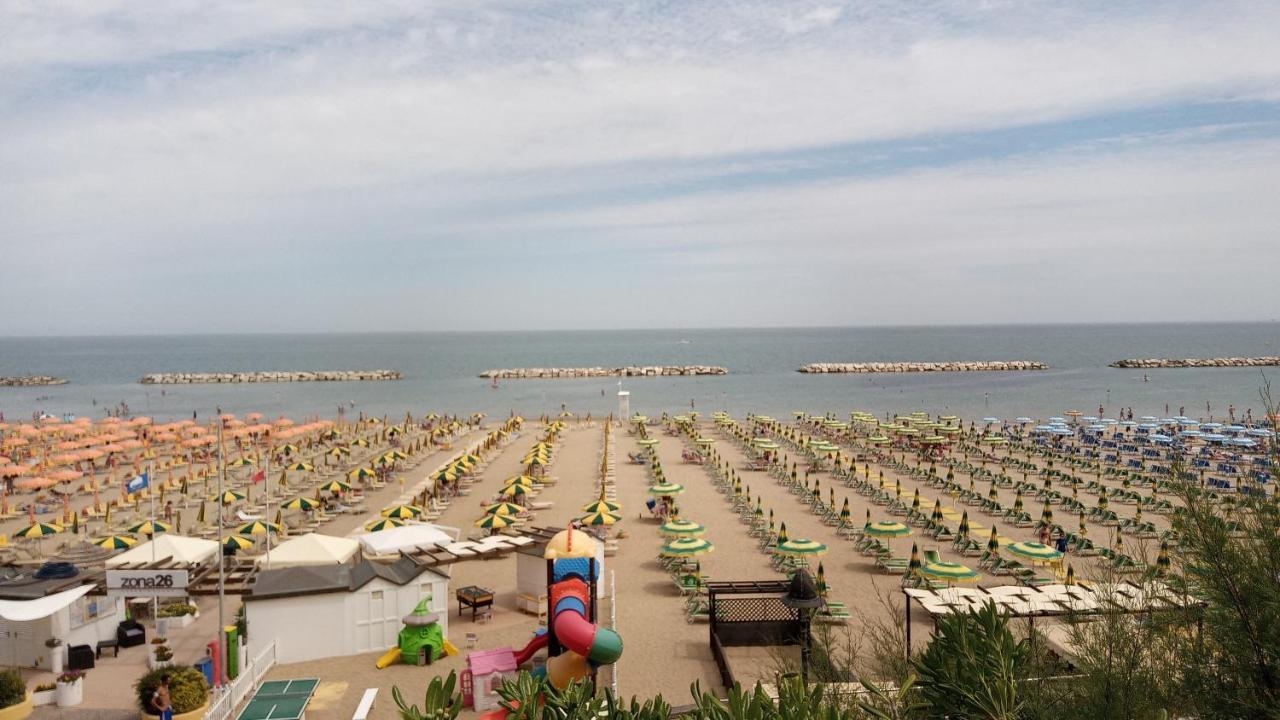 Hotel Tre Stelle Gabicce Mare Esterno foto
